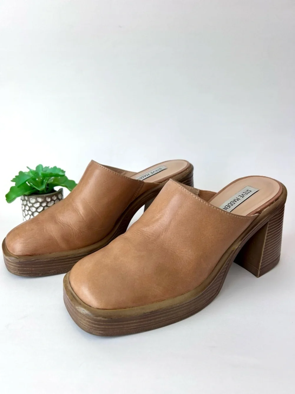 Steve Madden Flirtie Tan Leather Clogs Platform Mules Size 8 Square Toe 90s